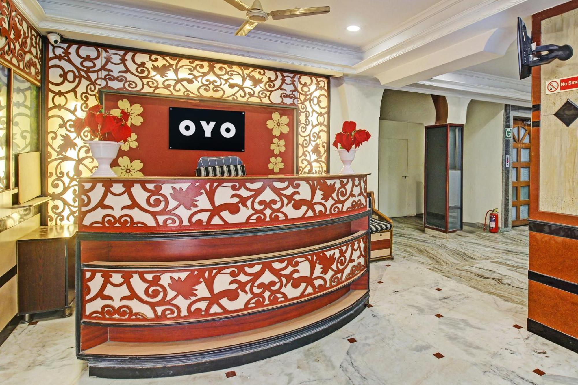 Hotel O Ruma Near Nampally Railway Station Hyderabad Exteriör bild