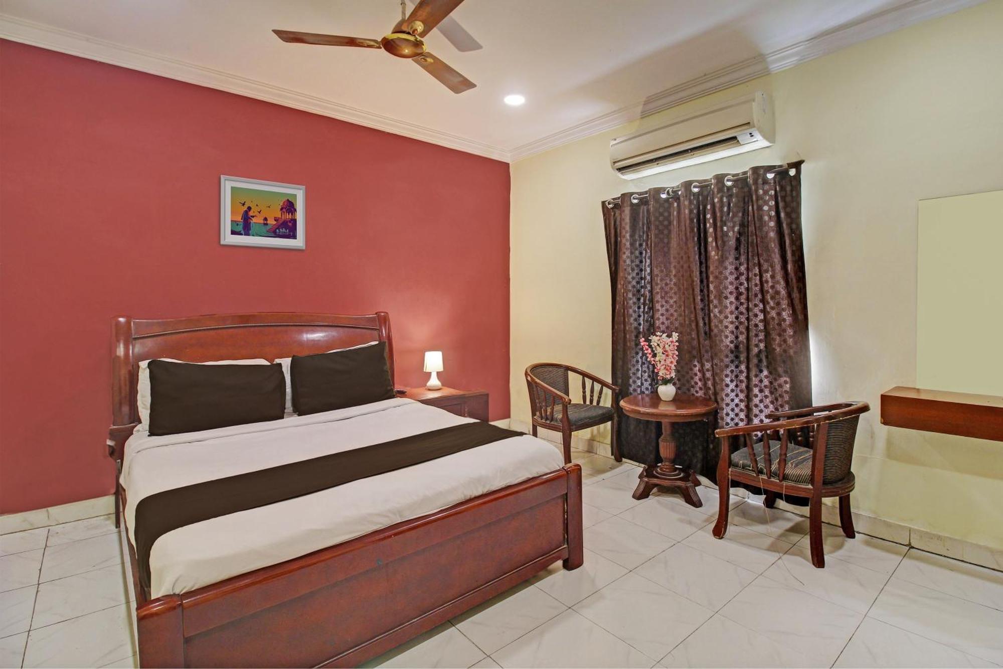 Hotel O Ruma Near Nampally Railway Station Hyderabad Exteriör bild