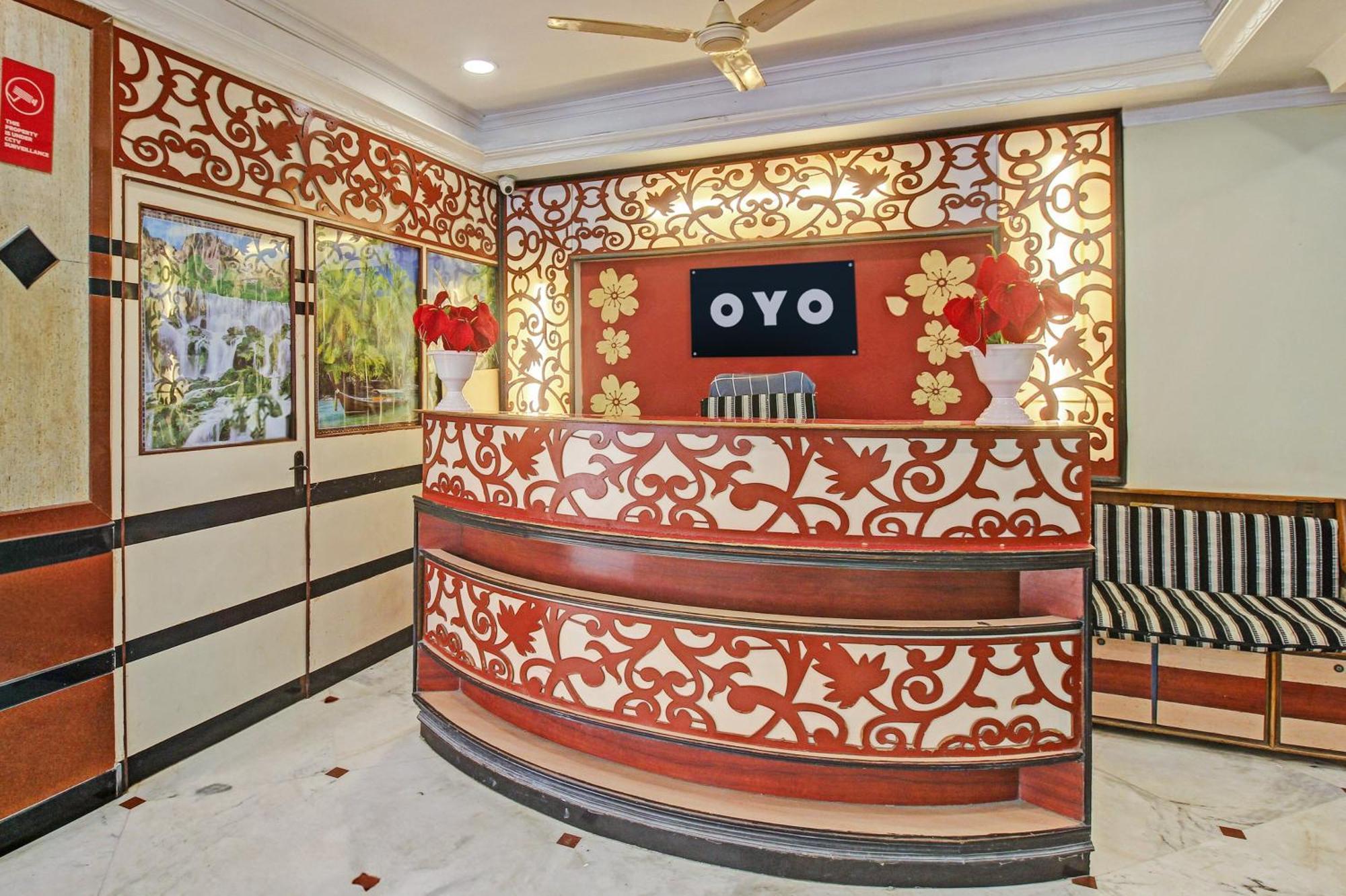Hotel O Ruma Near Nampally Railway Station Hyderabad Exteriör bild
